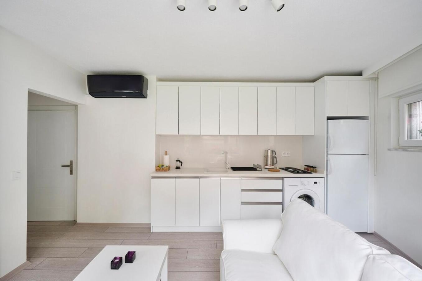 Bright Modern New 1bed1bath Hidden Gem Bebek! #78 * İstanbul